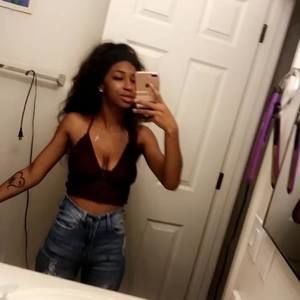 Meet your Posher, Lynnae